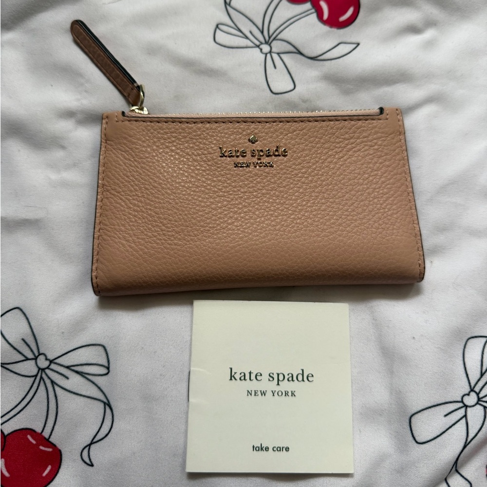 NEW Kate Spade Light Pink Leather Wallet Small Slim Bifold Wallet